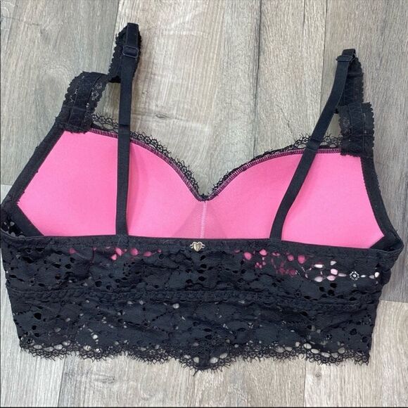PINK by Victoria’s Secret Eyelet Lace Underwire Bralette Black XS - Picture 10 of 12